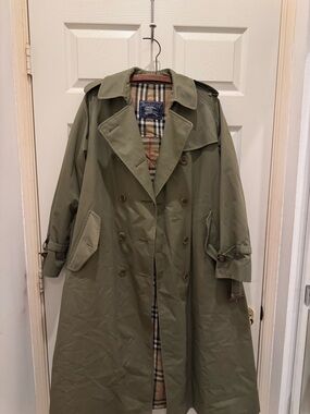 Vintage 1980s Burberry Olive Double-Breasted Trench Coat with Wool Lining